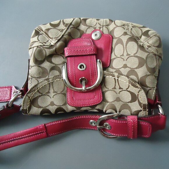 Coach M0773-11860 Soho leather trim shoulder bag. - Picture 4 of 16